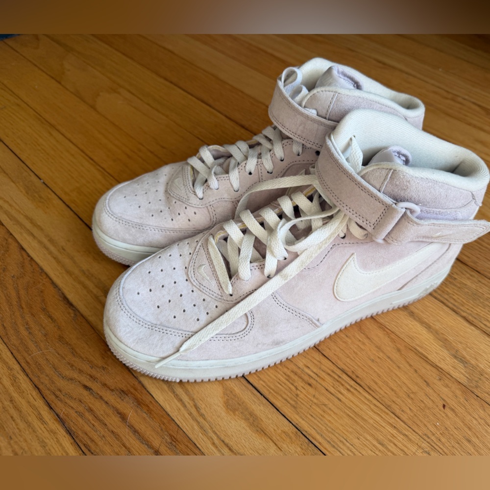 Nike Air Force 1 Mid '07 QS sneaker in the Venice and Summit White Size 11 - Picture 2 of 9